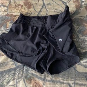 Size 4 lulu shorts